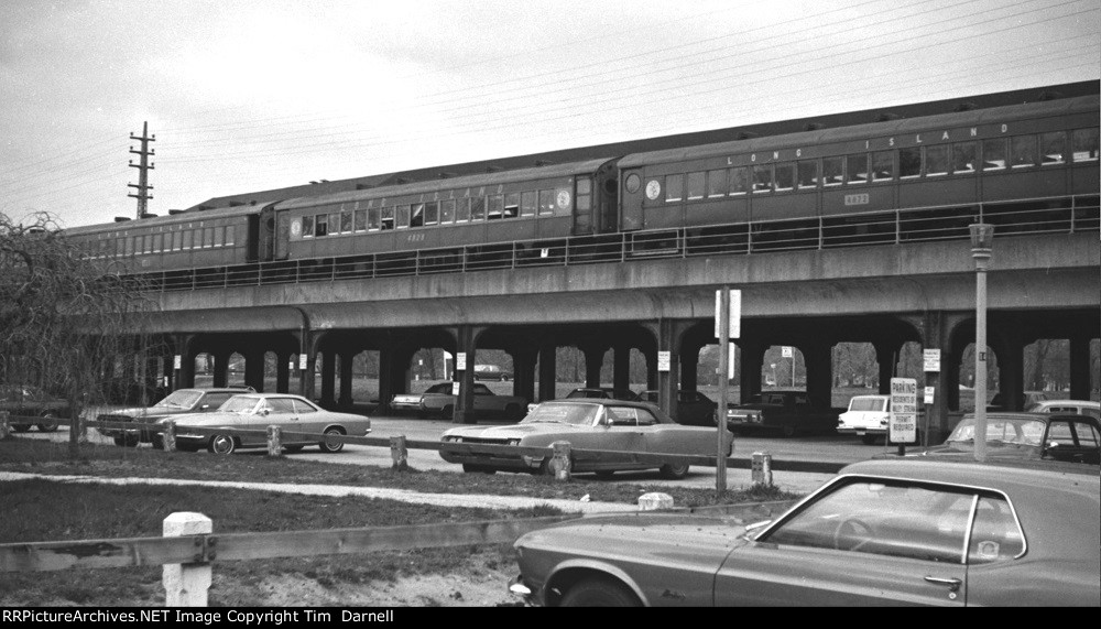 LI 4929, 4872 on MP54 funeral train.